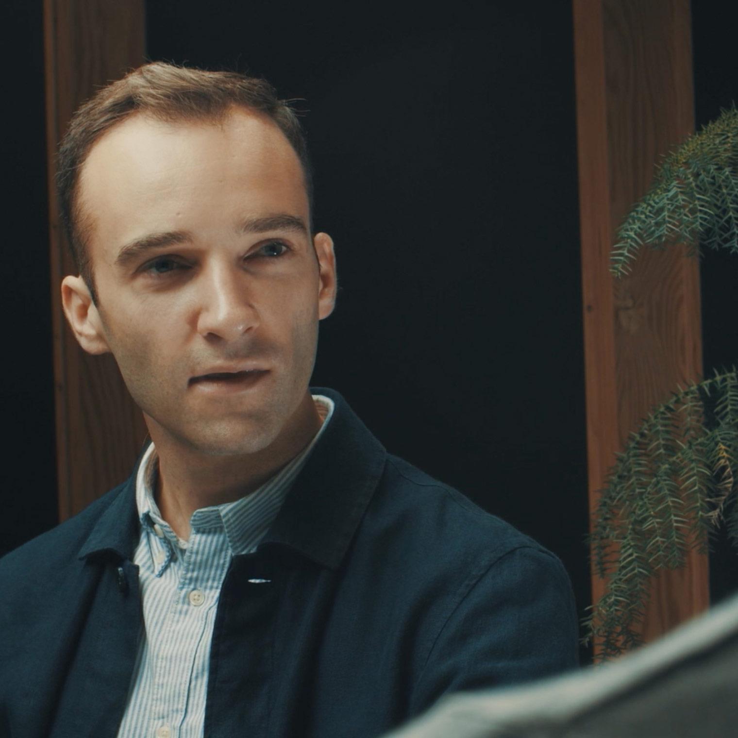 Nuestros últimos audífonos con la calidad de sonido más natural - ReSound ONE