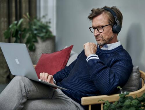 Nuestros últimos audífonos con la calidad de sonido más natural - ReSound ONE