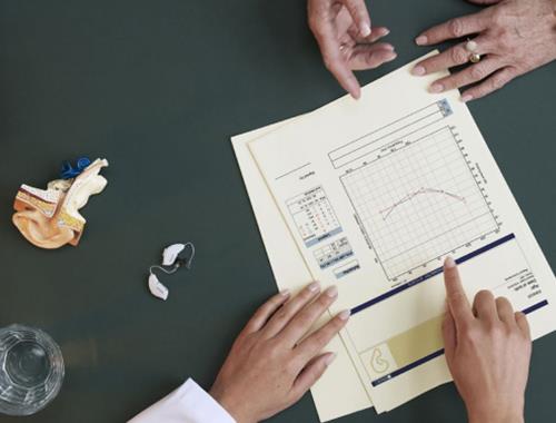 Encuentre un audioprotesista en su zona para saber más sobre nuestro nuevo audífono con la calidad de sonido más natural - ReSound ONE